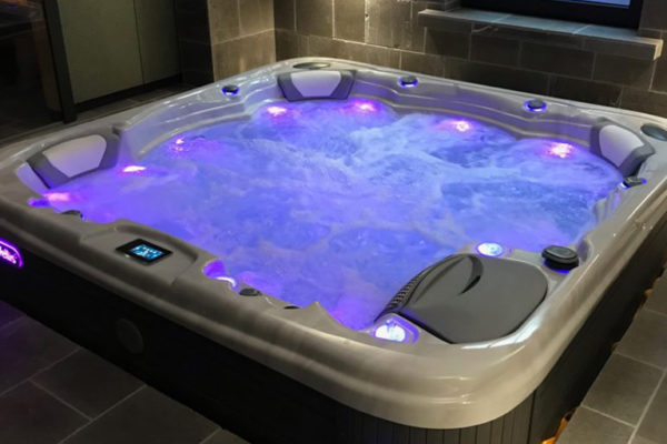 Jacuzzi Wellis® Kilimanjaro