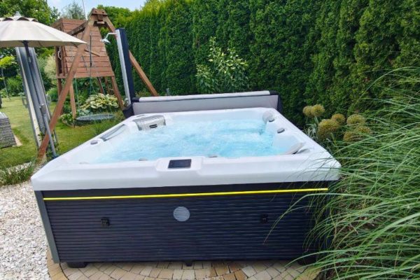 wellispolska-realizacje-jacuzzi-everest-life-1
